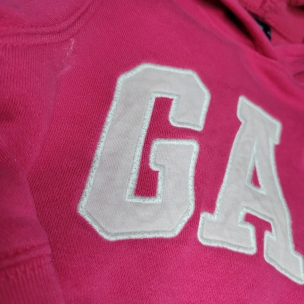 Gap Toddler hot‎ pink soft fuzzy pullover 4T